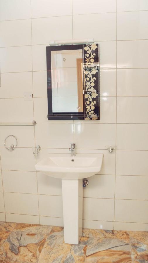 J'S Place Abuja Kültér fotó