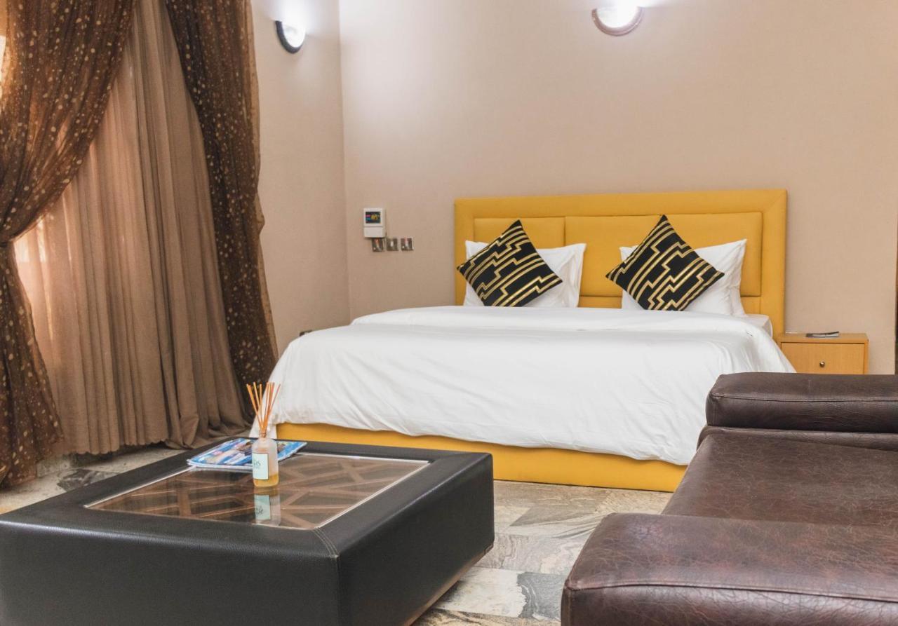 J'S Place Abuja Kültér fotó